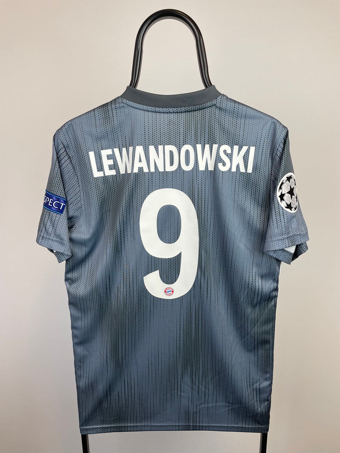 Robert Lewandowski Bayern München 18/19 3 trøje - M
