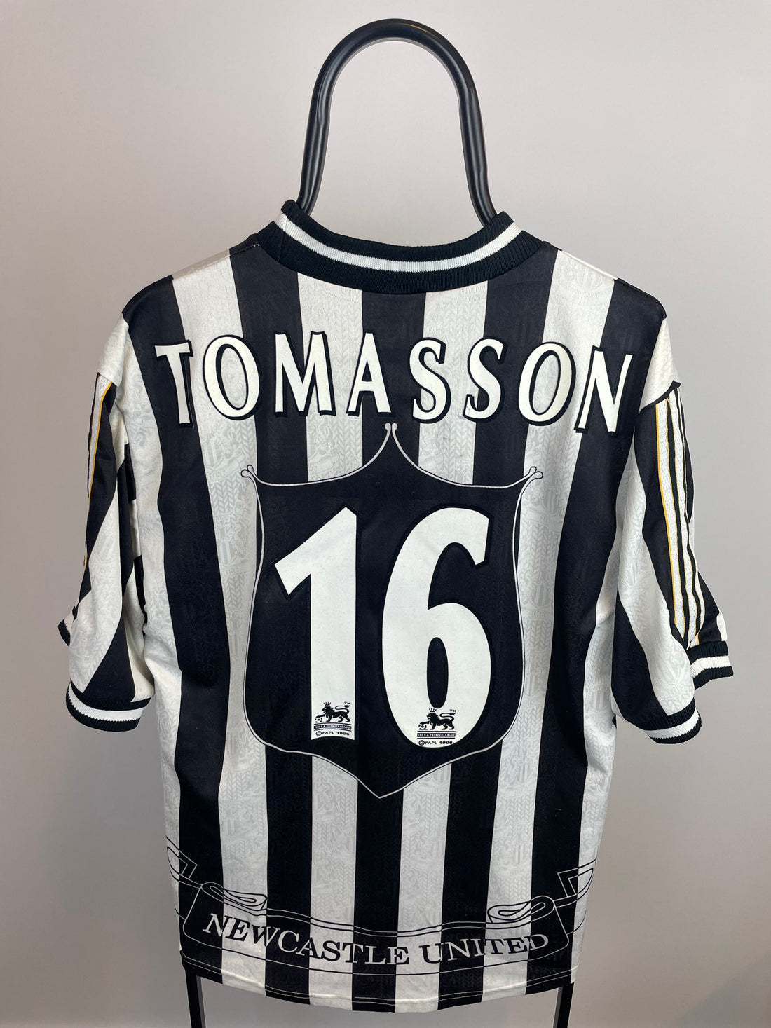 Jon Dahl Tomasson Newcastle 97/98 hjemmebanetrøje - L