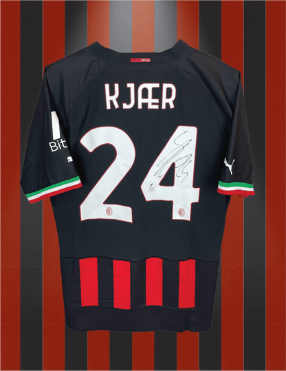 Simon Kjær AC Milan 22/23 SIGNERET hjemmebanetrøje - XL