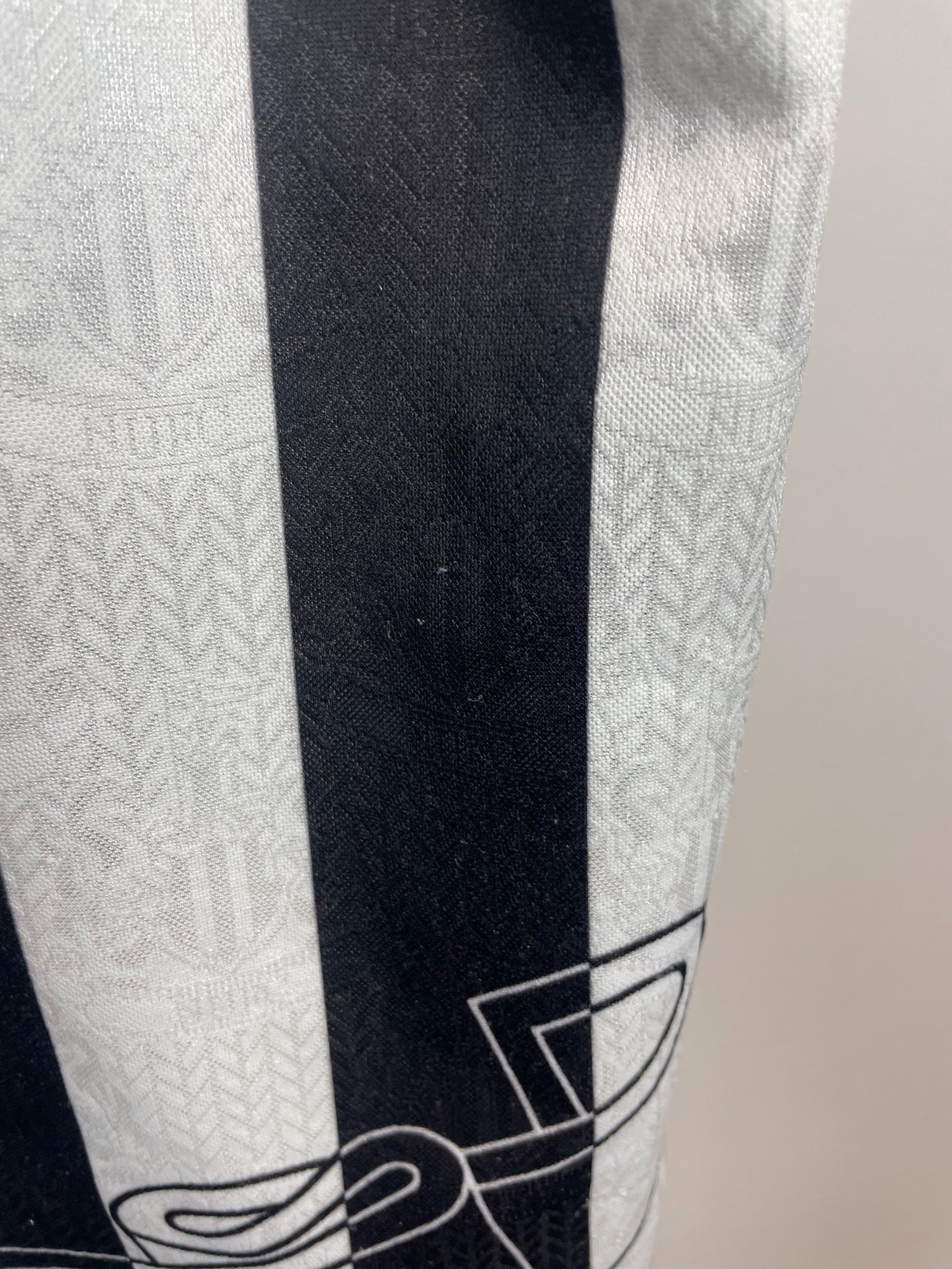 Jon Dahl Tomasson Newcastle 97/98 hjemmebanetrøje - L