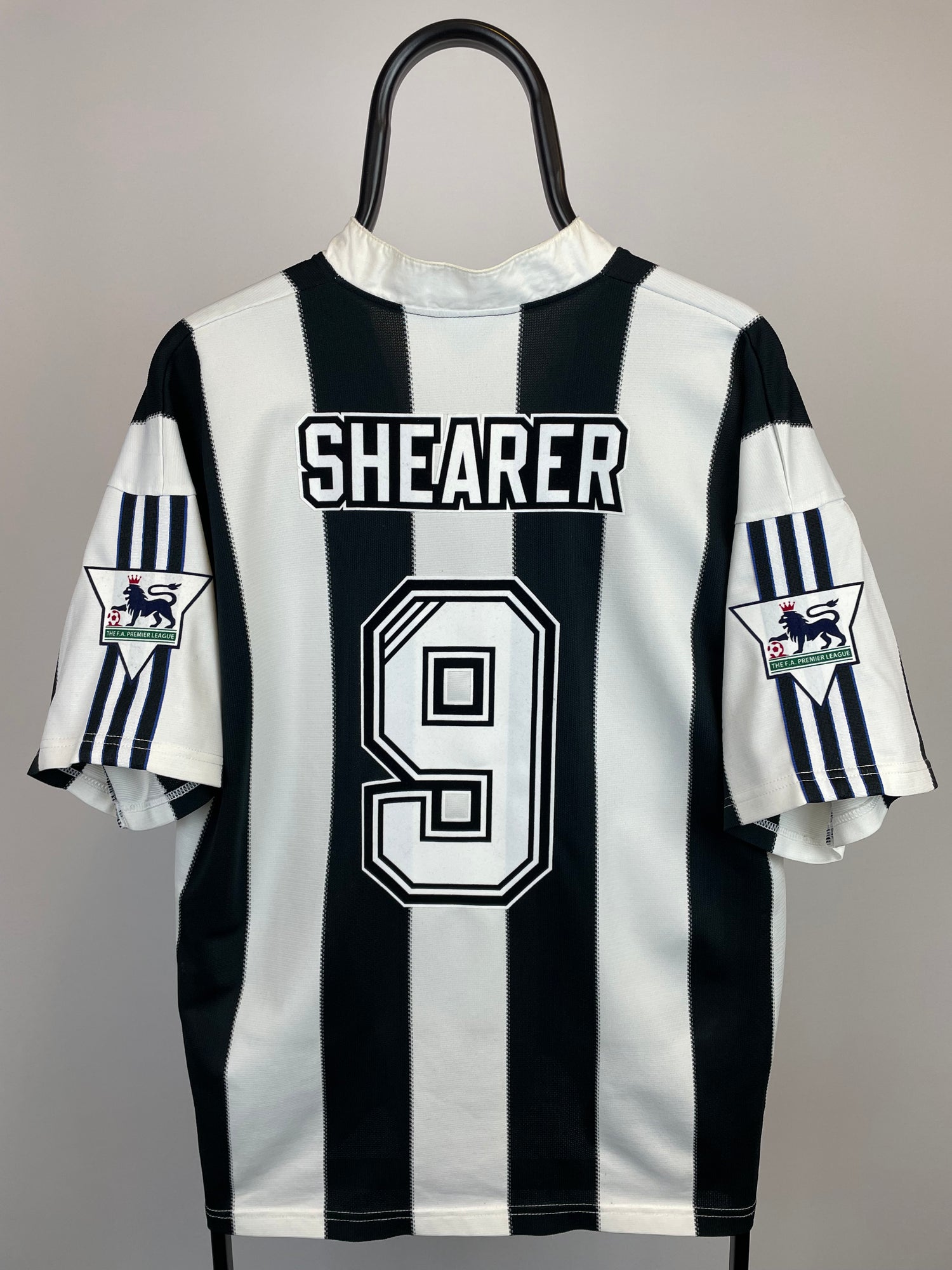 Alan Shearer Newcastle United 95/97 hjemmebanetrøje - L