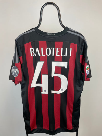 Mario Balotelli AC Milan 15/16 hjemmebanetrøje - XL