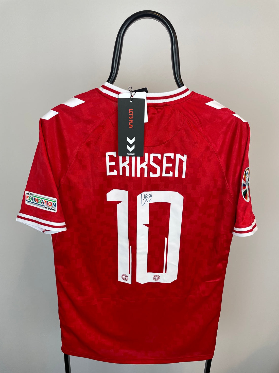 Christian Eriksen Danmark 23/24 SIGNERET hjemmebanetrøje - M