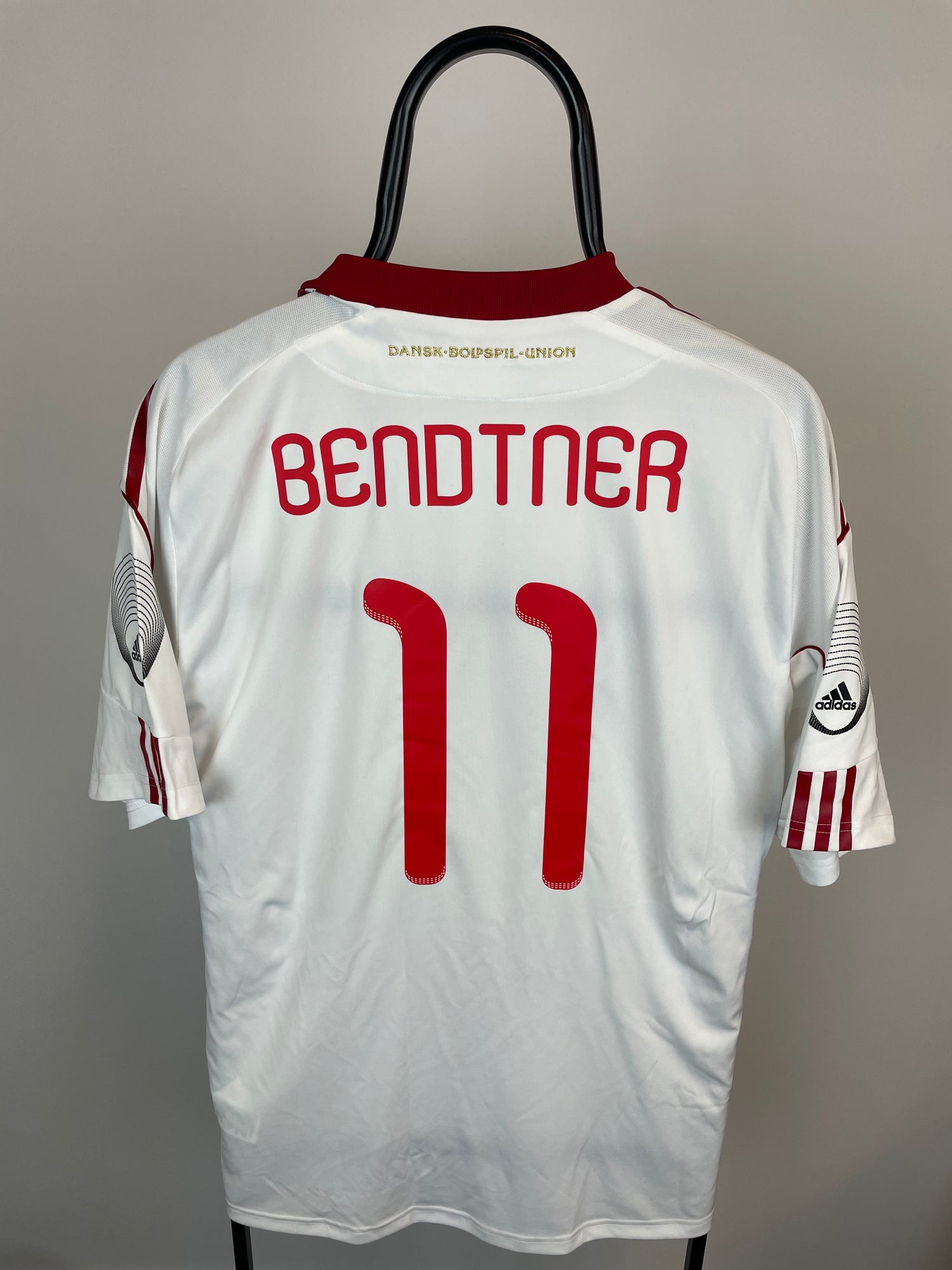 Nicklas Bendtner Danmark 10/12 udebanetrøje - XL