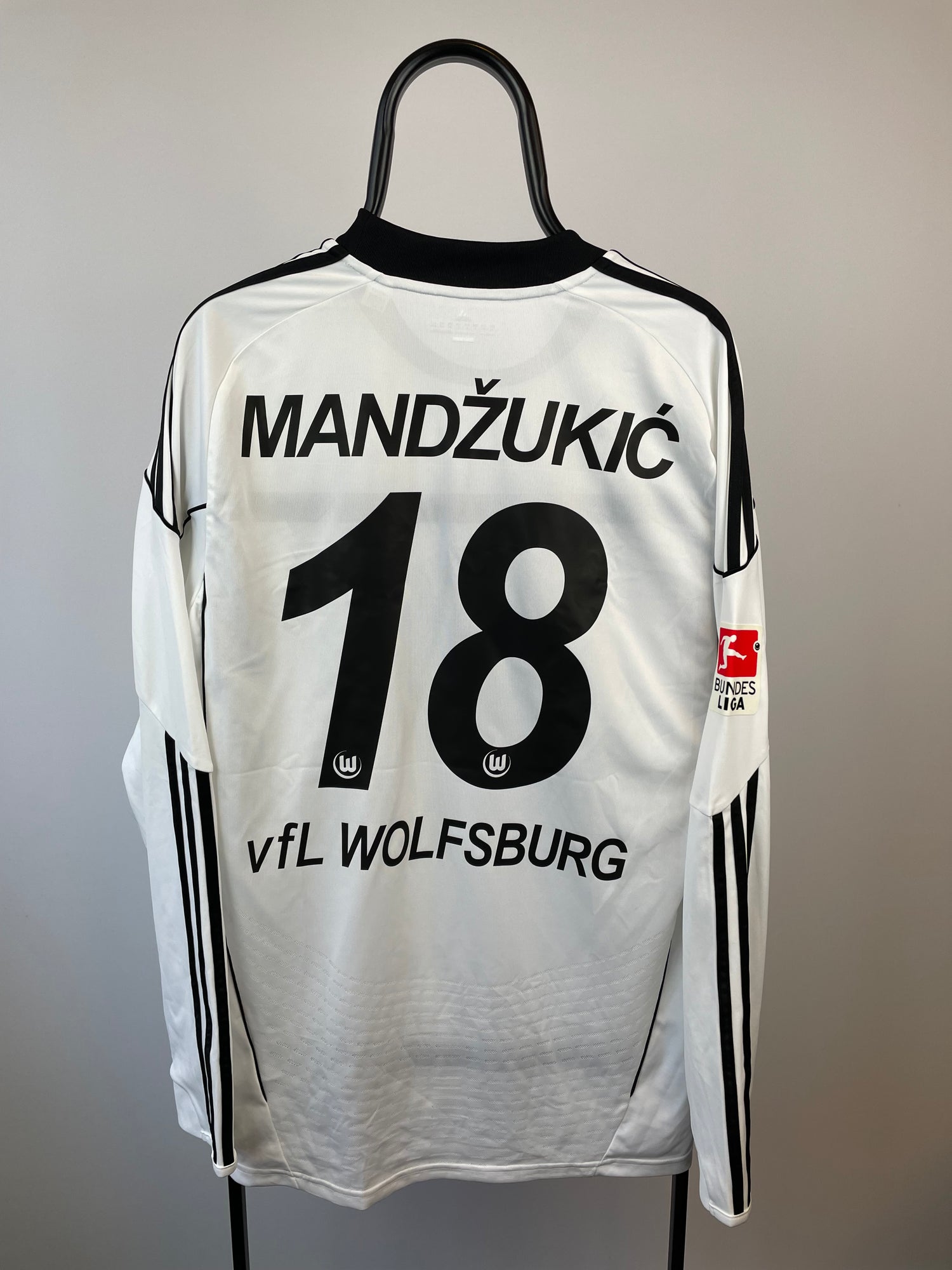 Mario Mandžukić Wolfsburg 11/12 langærmet udebanetrøje - XL