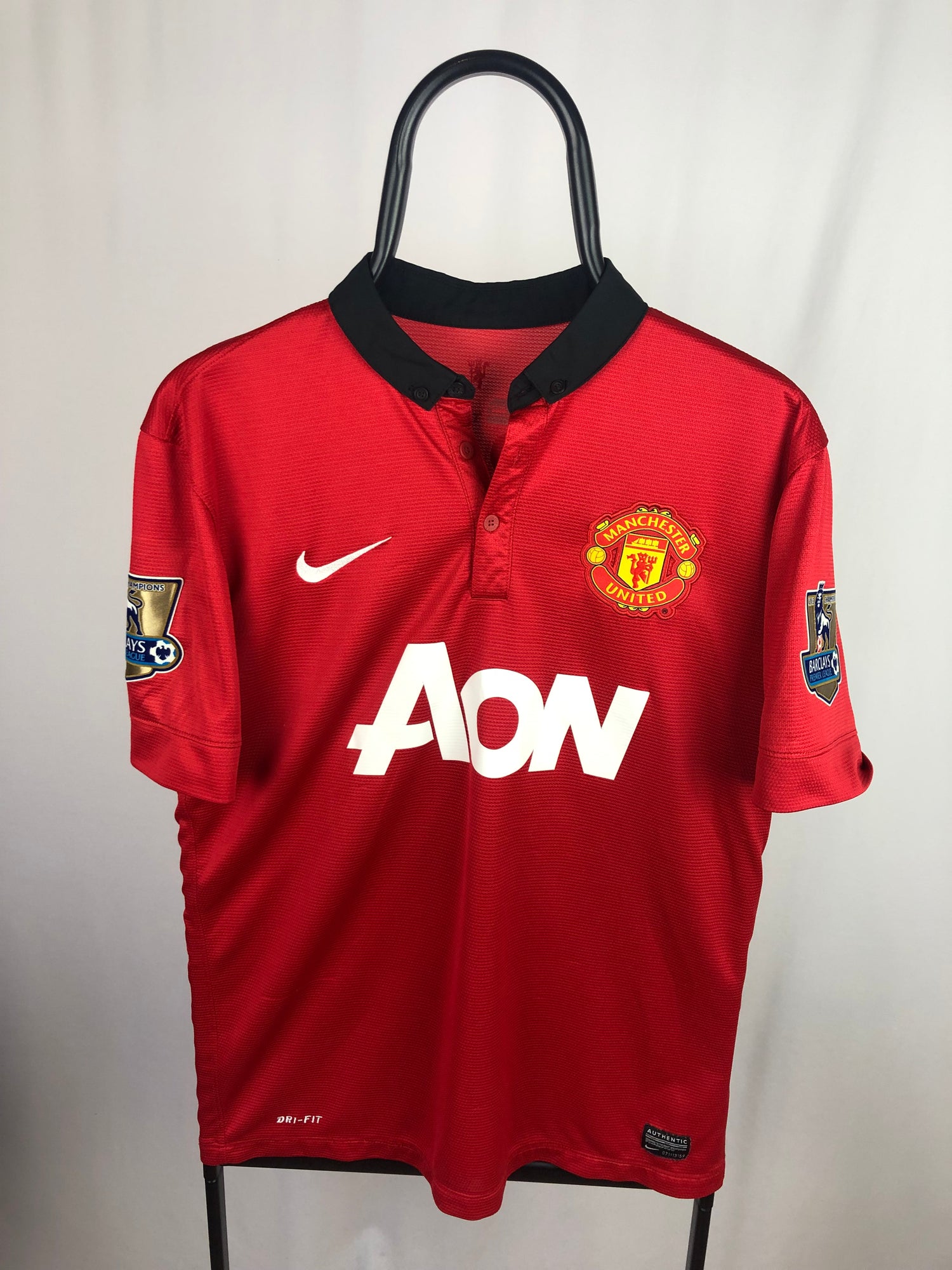 Michael Carrick Manchester United 13/14 home shirt - M